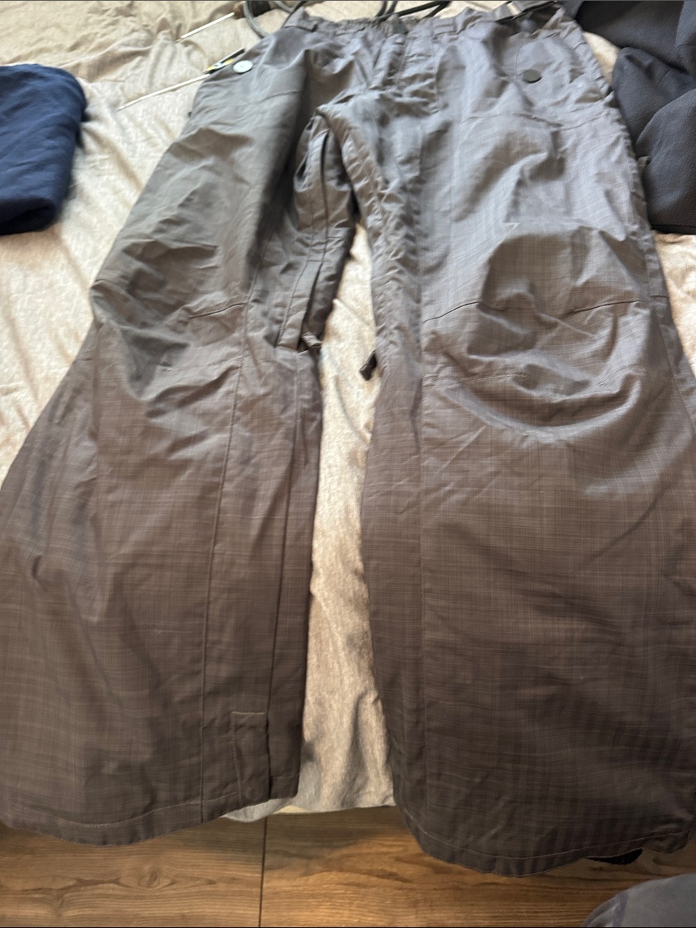 Men's Gray Insulated Ski/Snow Pants